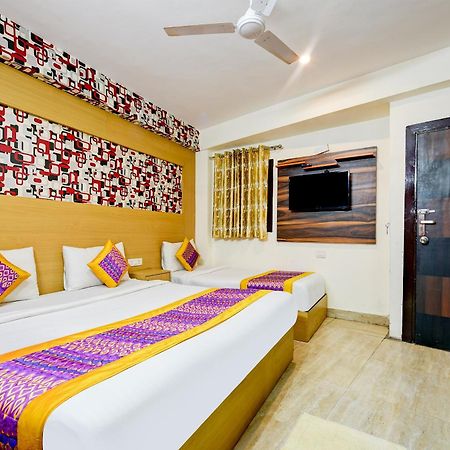 Hotel Sky View At Airport Yeni Delhi Dış mekan fotoğraf